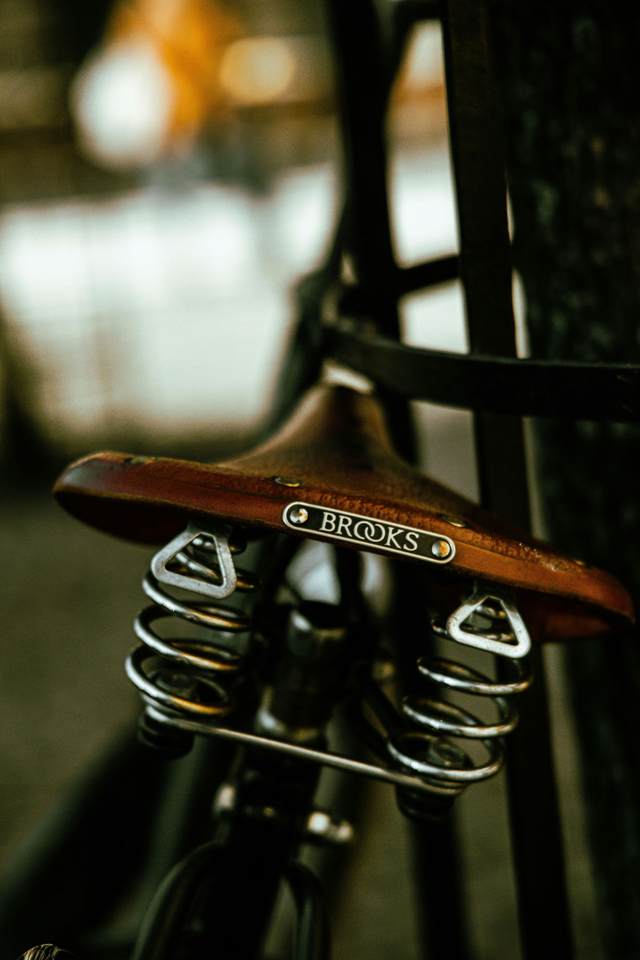 Bicycle saddle restoration and customisation from...