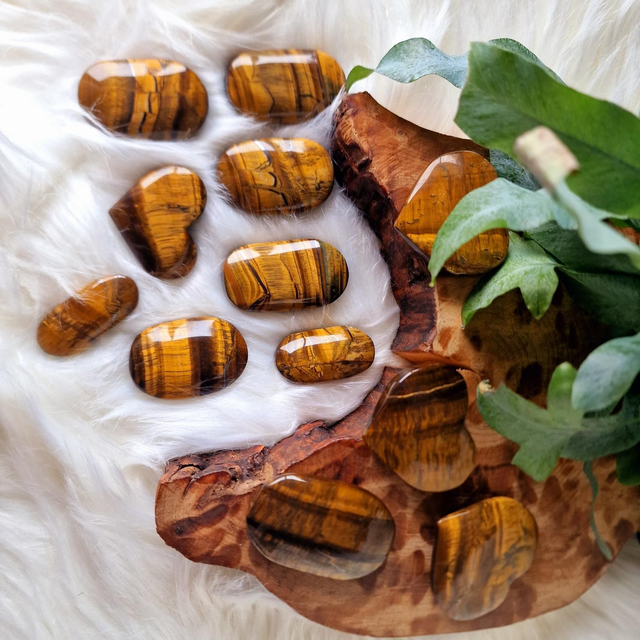 Tigers eye Hearts or Palm