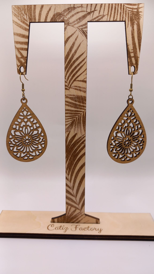 Boucles d'oreilles en bois artisanal