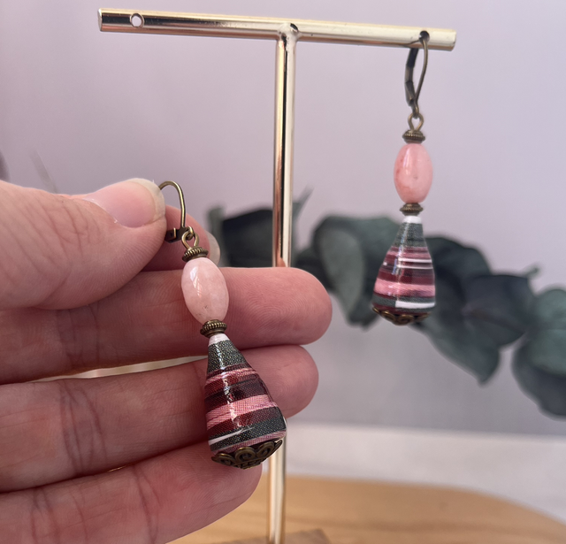 #860 Boucles d’oreilles affiche