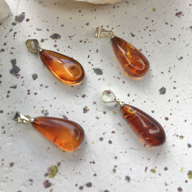 Pendentif Ambre Miel Cognac AA 