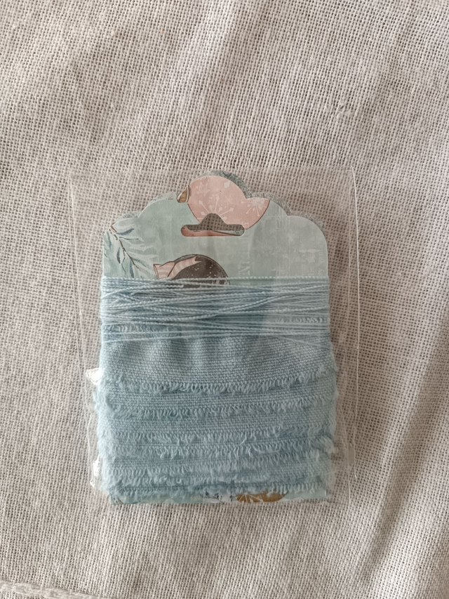 Ruban artisanal teinté mains, bleu jean délavé