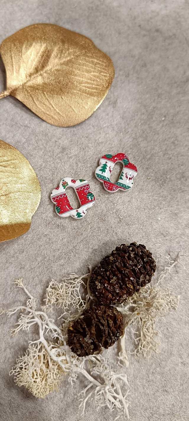 Flora - Pull de Noël