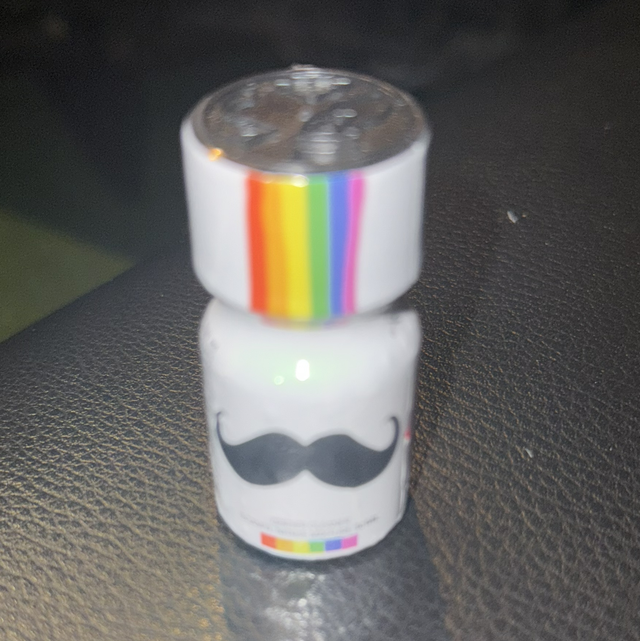 Poppers