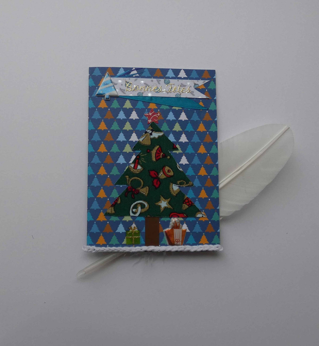 Bonnes fêtes avec le sapin de Noël