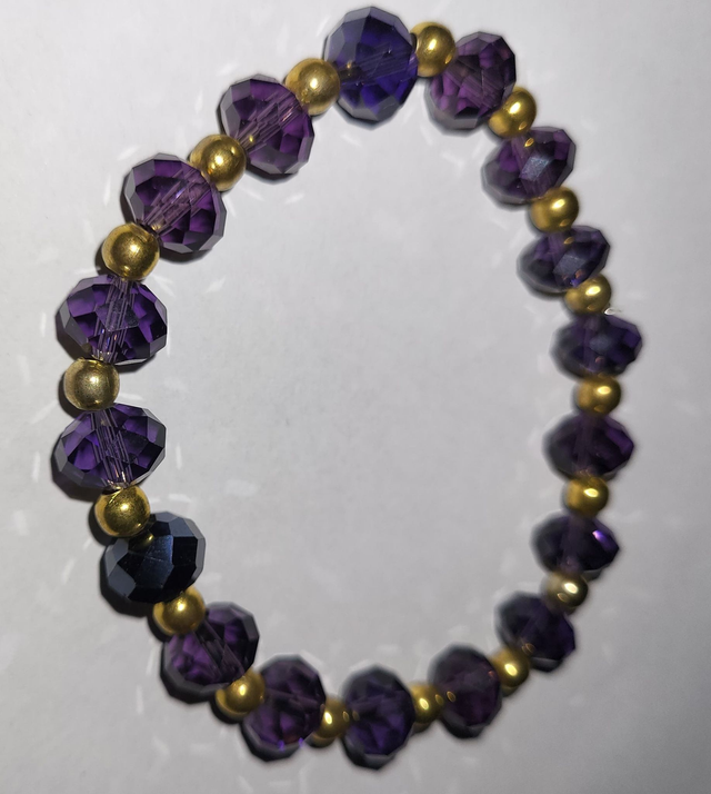 bransoletka ze szkiełek i kamieni złotych