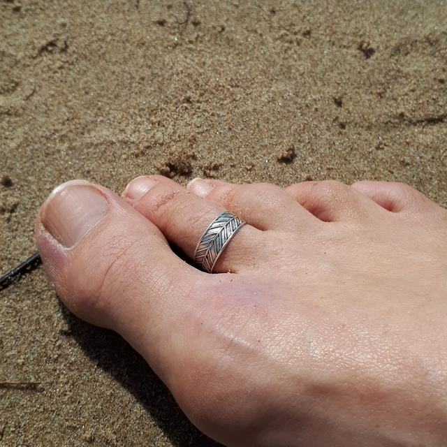 Leafy Toe Ring