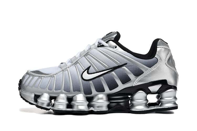 Nike Shox TL (Vendu sans la boîte )