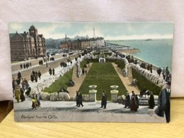 Blackpool from the Cliffs, Lancashire, Philco Series Vintage Postcard. Our Ref No R417 £2.50