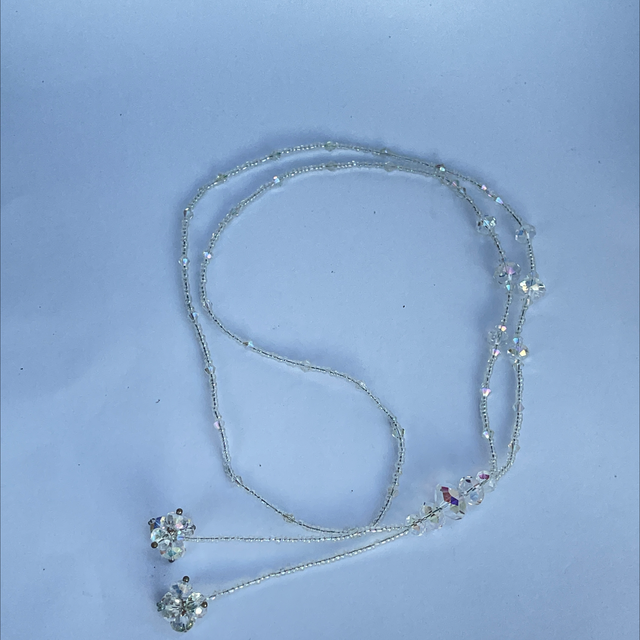 Kristallkette geknotet