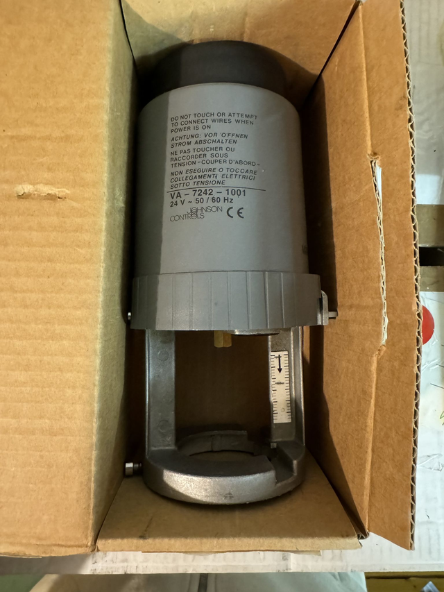 Johnson Controls VA-7242-1001