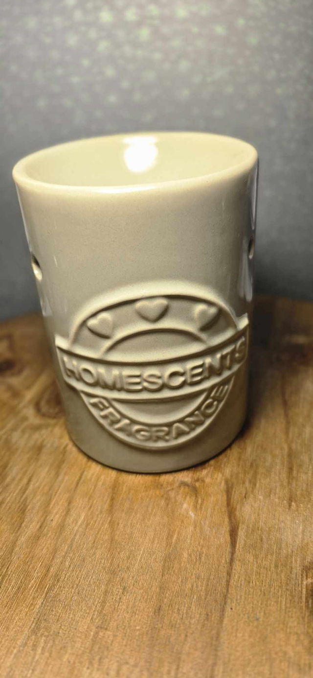 Brûleur couleur taupe .