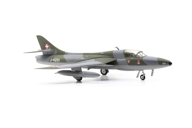 Hunter Mk68 J-4201 HB RVR Amici dell Hunter, 1:72, ACE