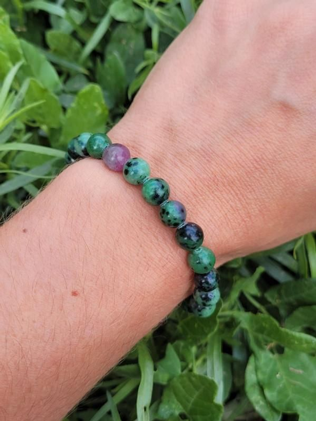 Rubis Zoïsite - Bracelet avec perles de 8 mm