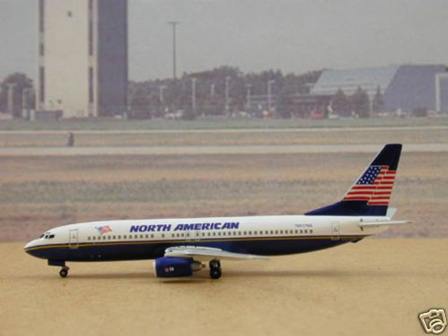 North American Airlines B737-86N (N802NA), 1:400