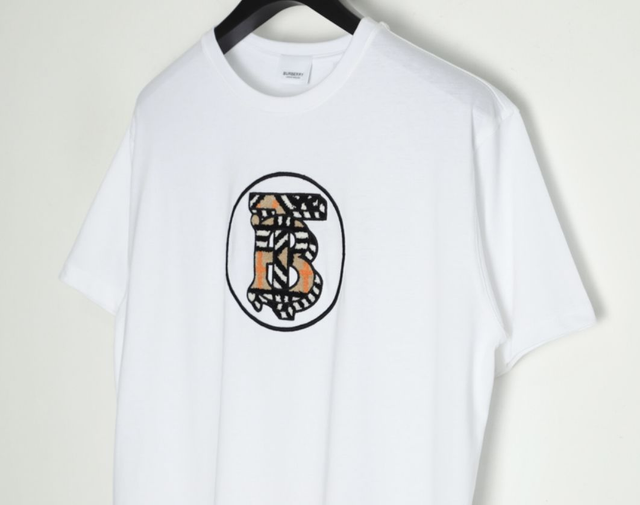 Burberry mens new season 2022 t shirt