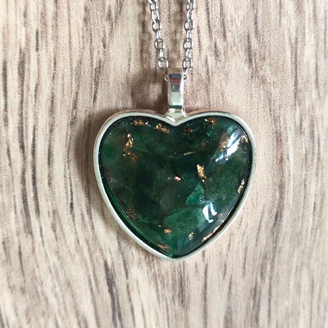 Orgonite pendentif cœur aventurine