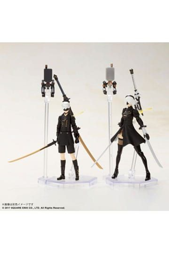 NieR Automata: 2B &amp; 9S Plastic Model Kit