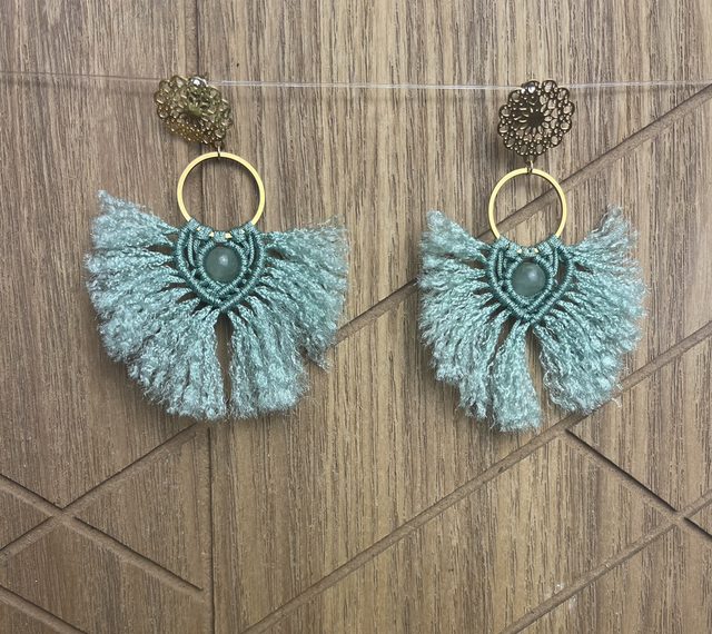 Boucle d'oreille à frange vert pastel - Aventurine