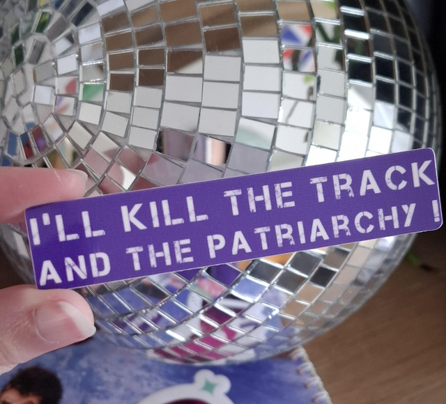 Sticker Kill the track