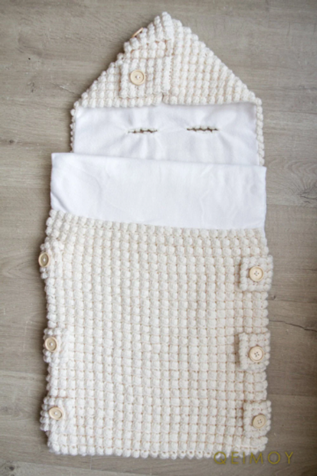 Handgemaakte voetenzak/trappelzak/slaapzak met voering (cremewit)