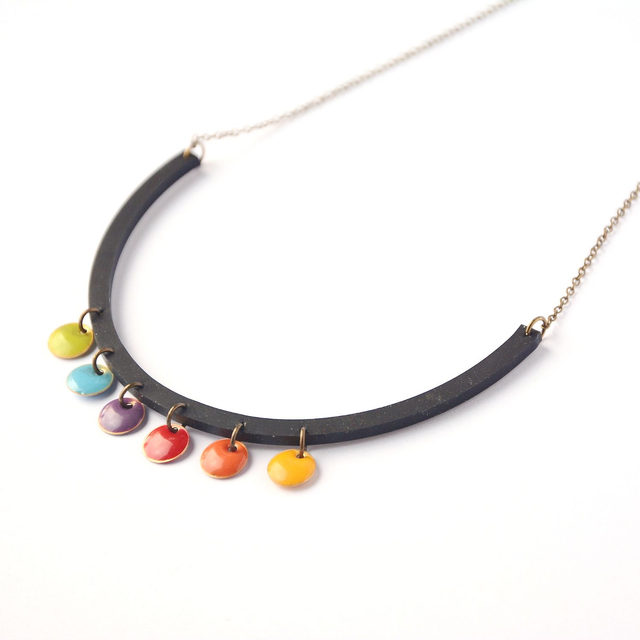 Collier en JOINT RECYCLÉE - Pièce Artisanale et Unique