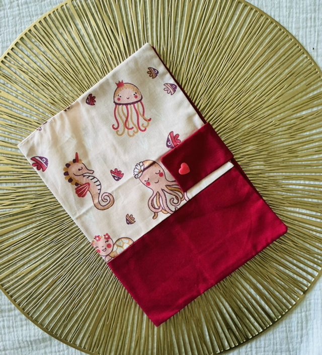 Protège carnet de santé en coton modèle « Happy sea rose »
