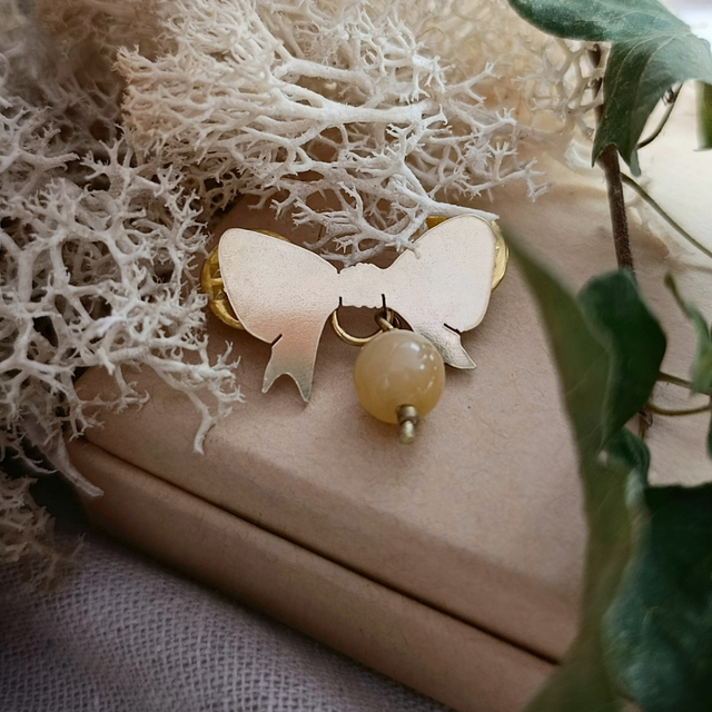 GRIGRIS - Pin's "Alice"