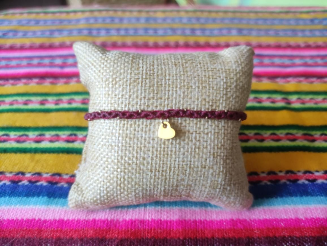 Bracelet prune avec coeur et perles 