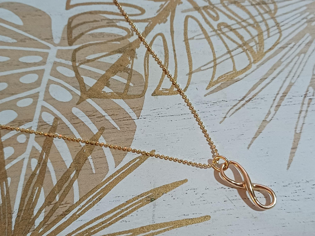 COLGANTE INFINITO DORADO