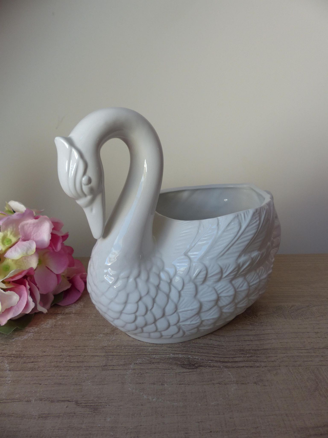 Grand Cache‑Pot Cygne en Céramique Blanche – Vide Poche Oiseau Style Épuré et Romantique