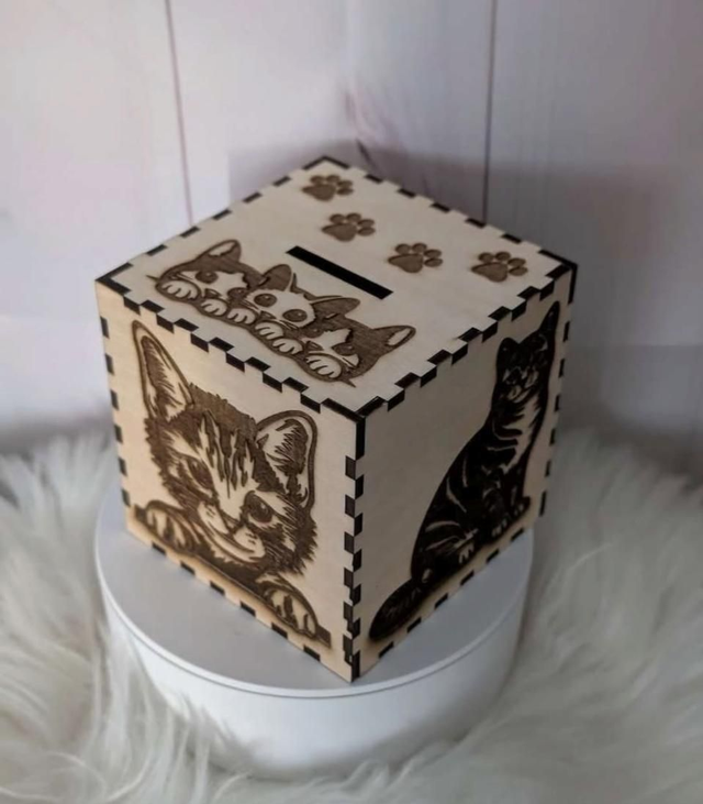 Tirelire en bois personnalisable 