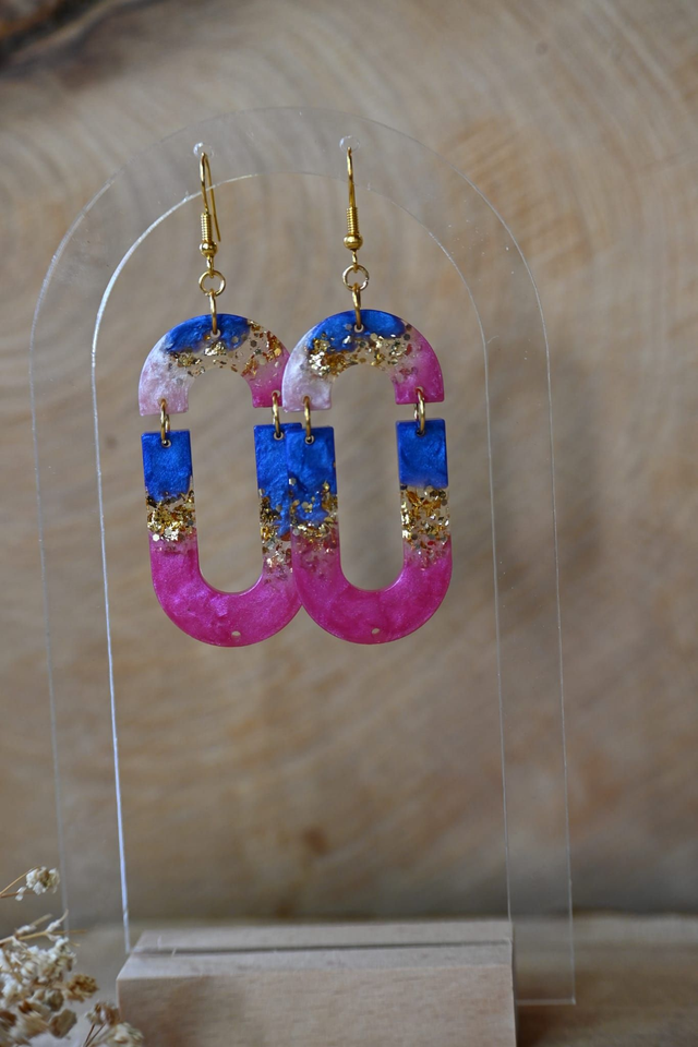 🌈 ARCANA 🌈- Boucles d’oreilles en résine UV – Élégance & Mystère✨