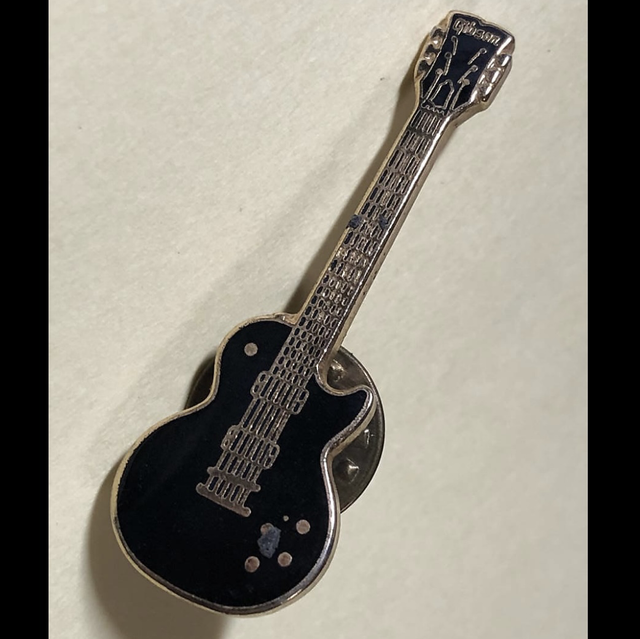 RARE 1990s Gibson LES PAUL // Pin Button Lapel Enamel Guitar Case Candy NOS