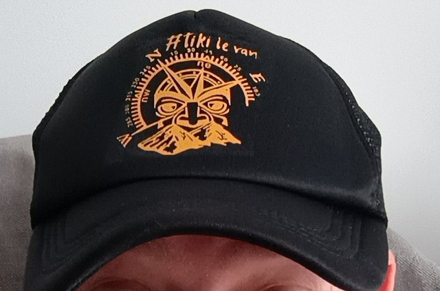 Casquette Baseball filet aéré à l&#039;éffigie de &quot;Tiki le van&quot;