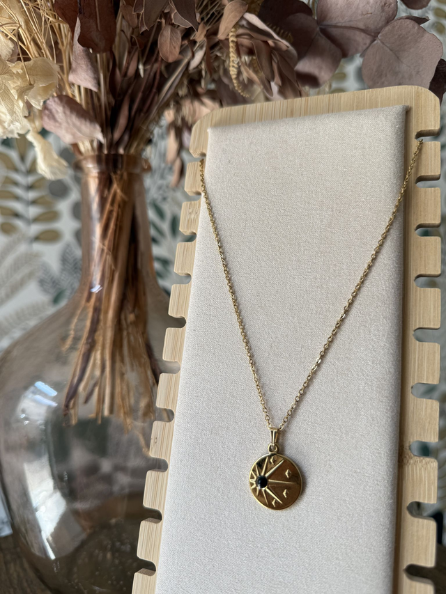 Collier Pendentif Agate noire &amp; Inox couleur dorée