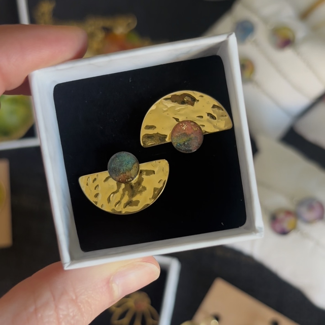 À personnaliser : Puces d’oreilles martelées 💫