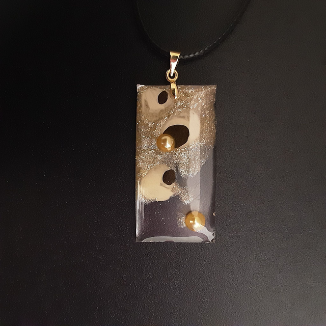 Pendentif petit rectangle collection vaporeux fond transparent et or et décor noir