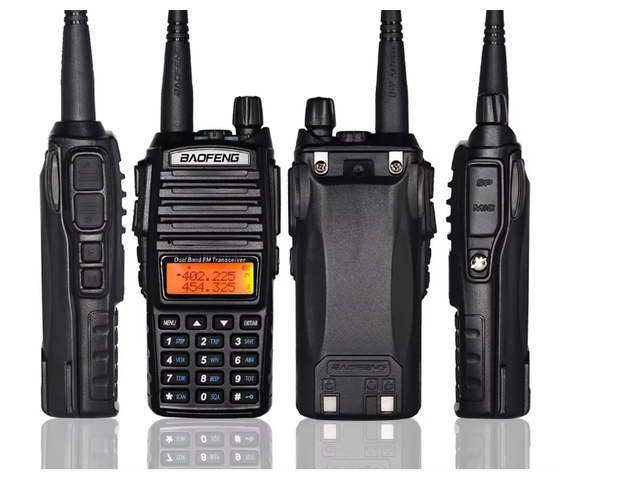 Baofeng UV-82 Portofoon 5W zwart met doos en accessoires 