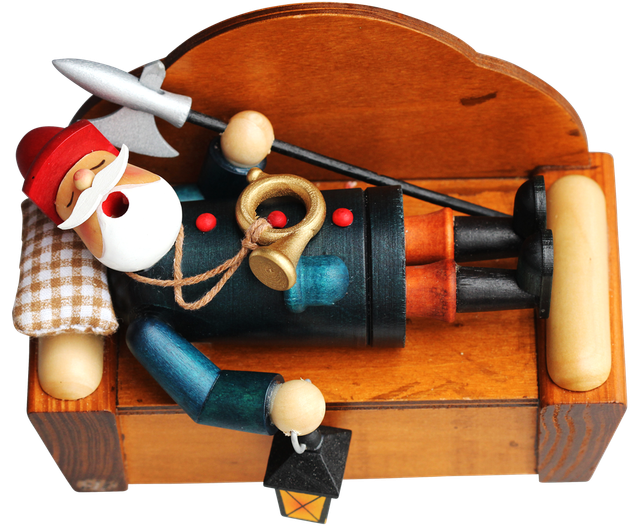 Räuchermännchen - liegend auf dem Sofa - Nachtwächter