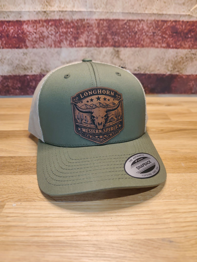 Casquette trucker kaki/crème avec patch cuir Longhorn