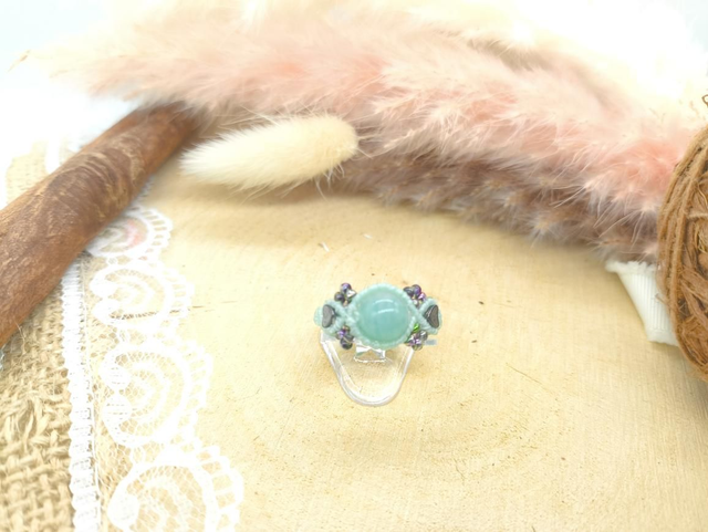 Bague verte amazonite avec coeurs hématite et perles miyuki 