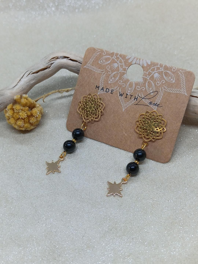 Boucles d'Oreilles dorées ALYA avec Tourmaline Noire Naturelle - Élégance et Protection