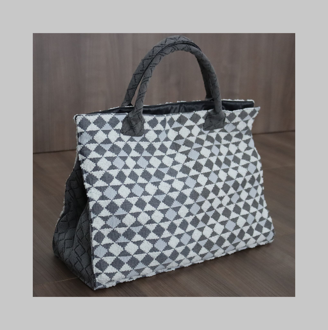 TOMMY BAG col. toni bianco, grigio chiaro, antracite 