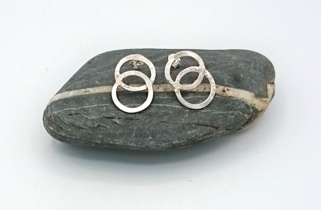 Double circle stud earrings - sterling silver 