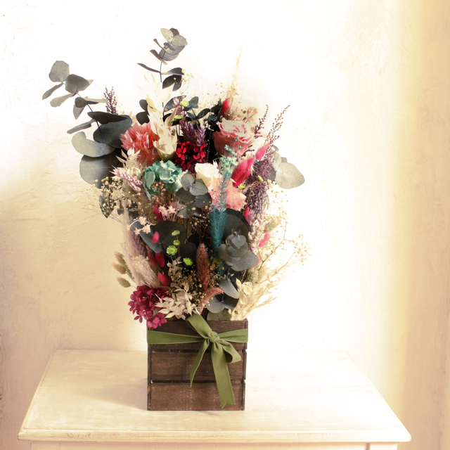 CL474 Caja de madera PRESERVADOS. Alto. 65x35cm