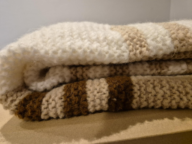 Chunky Striped Blanket (150cm x 160cm)