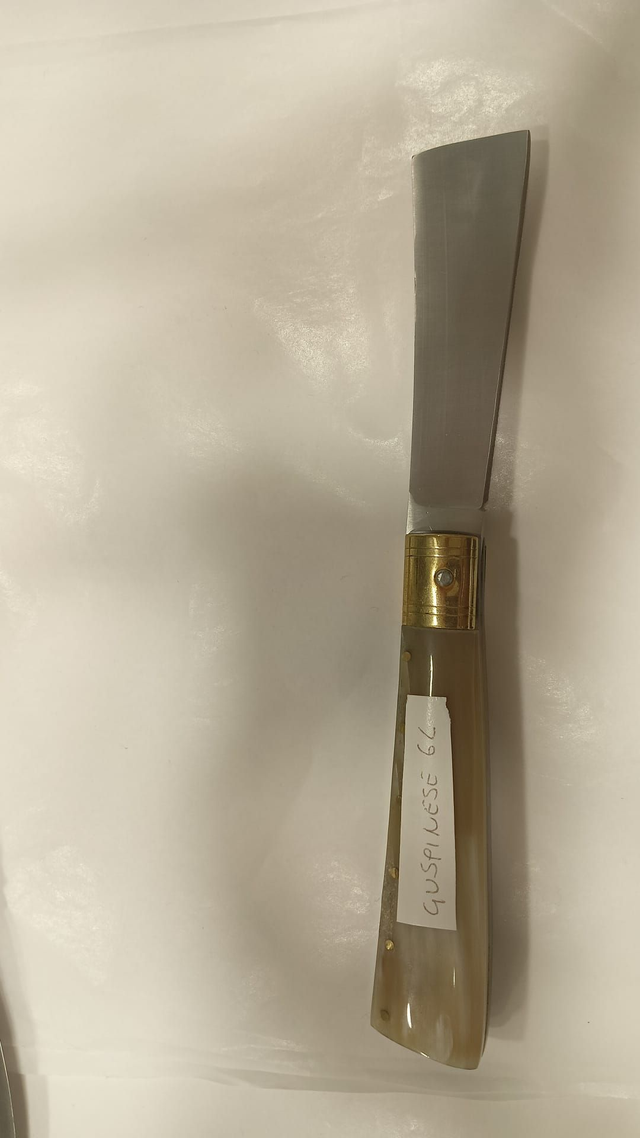 COLTELLO GUSPINESE