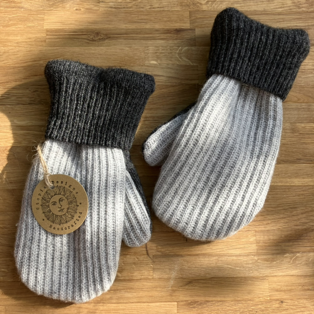 Grey Mix Mittens