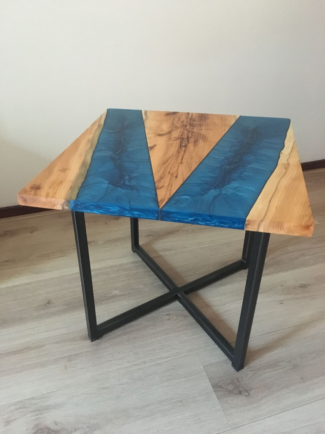 Epoxy Bijzettafel Blauw